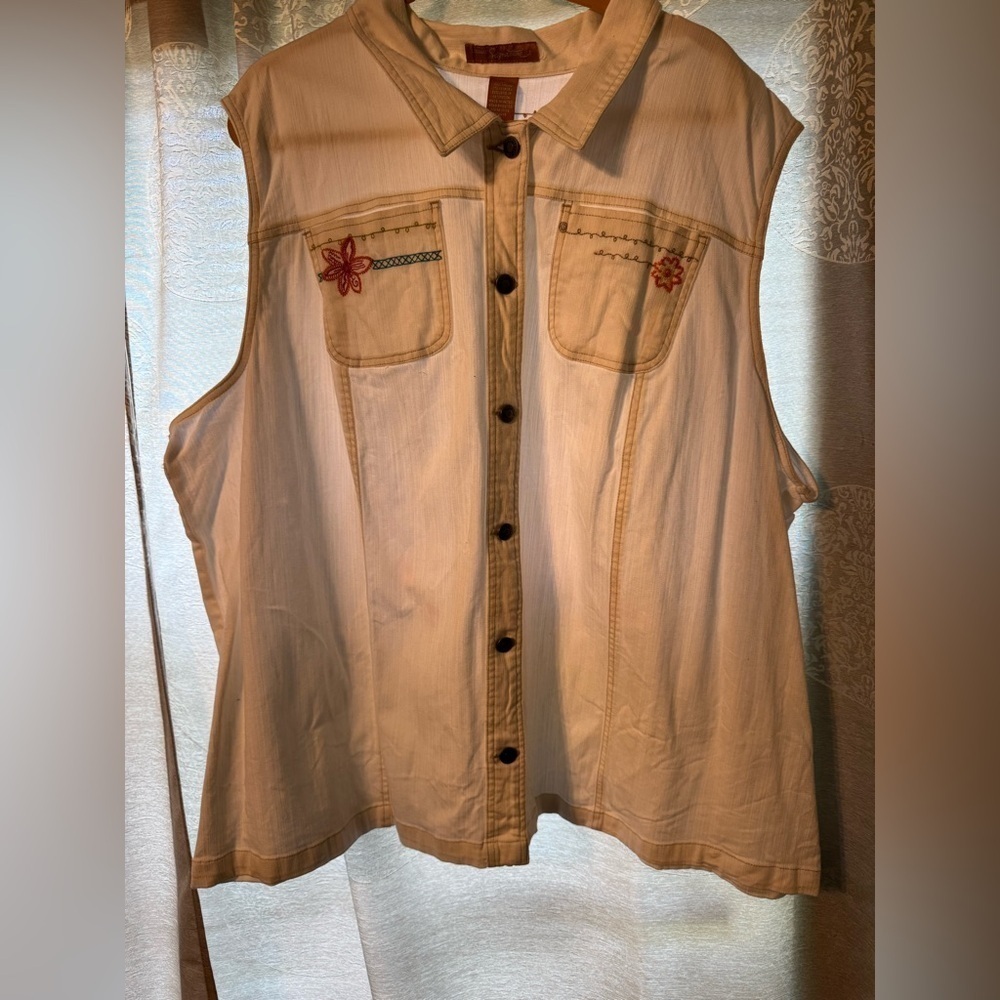Vintage Women’s White Denim Embroidered Vest by Liz&Me Size 4x